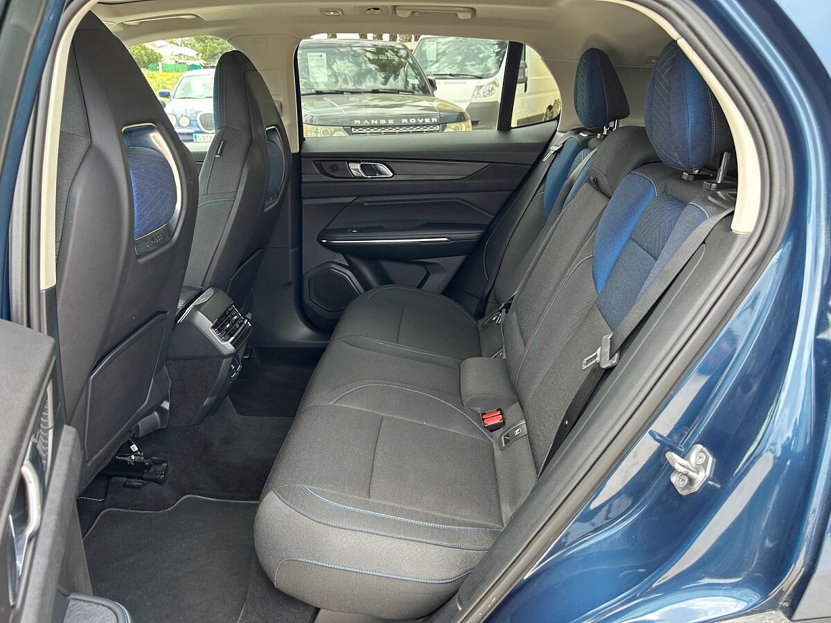 LYNK & CO 01 1.5 PHEV AUTO SPANISH LHD IN SPAIN 71000 MILES SUPERB 2021